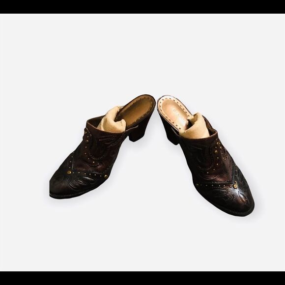 Womens Gianni Bini Frontier mule/clogs. Intricately designed two tones b… - Picture 6 of 8